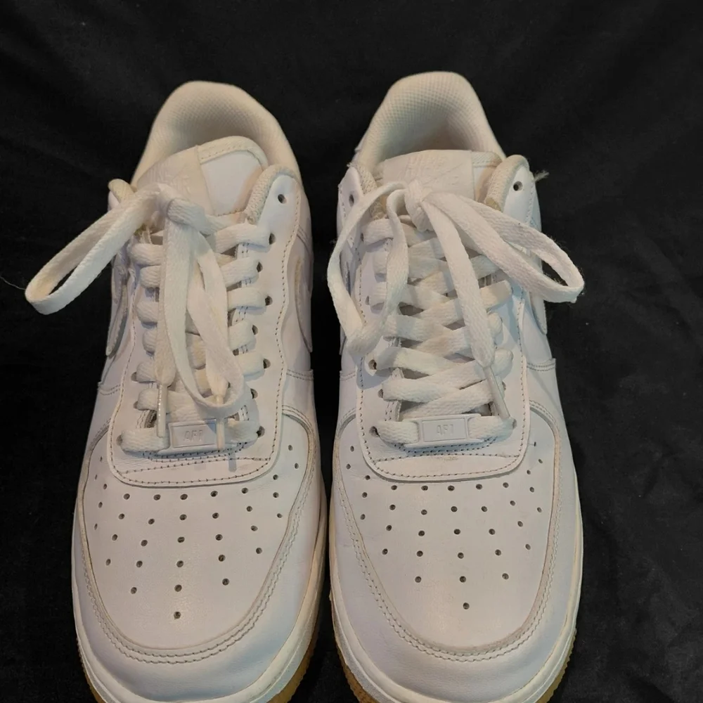 Nike White Sneakers with Tan Sole